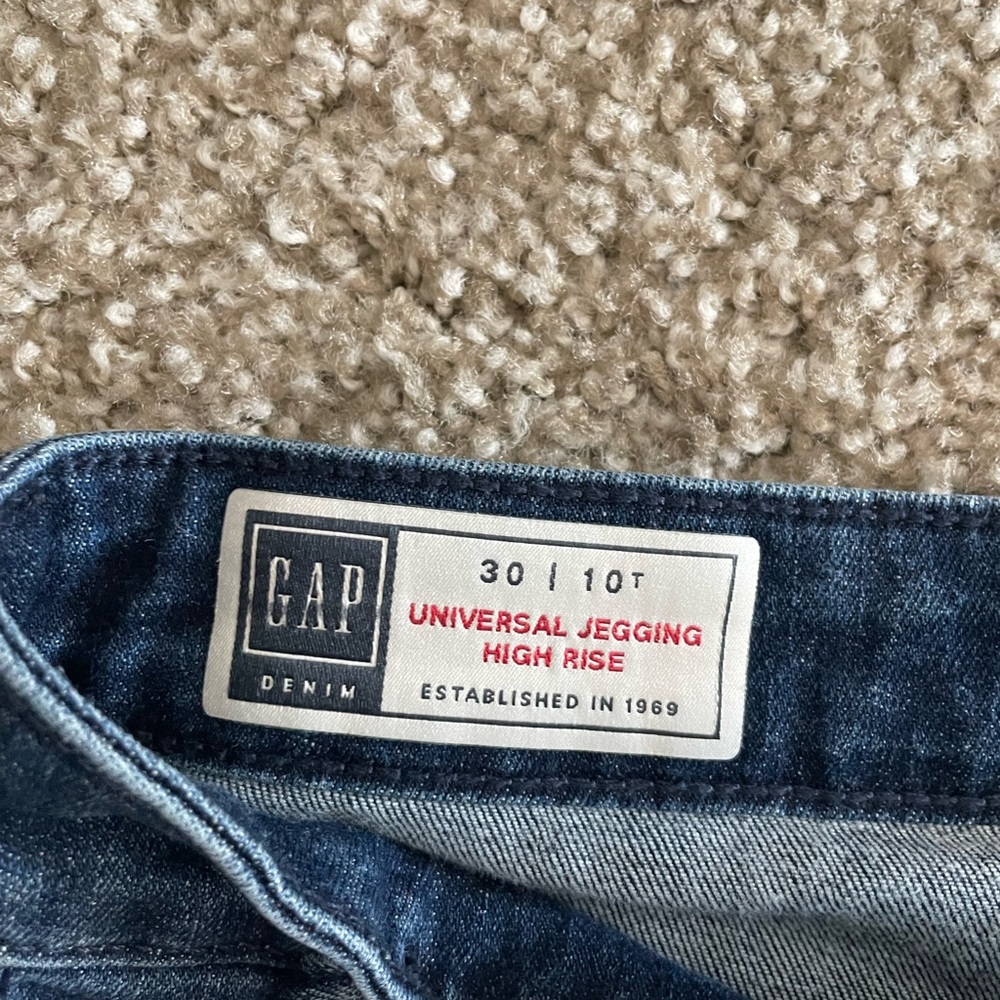 GAP JEANS - Picture 3 of 4